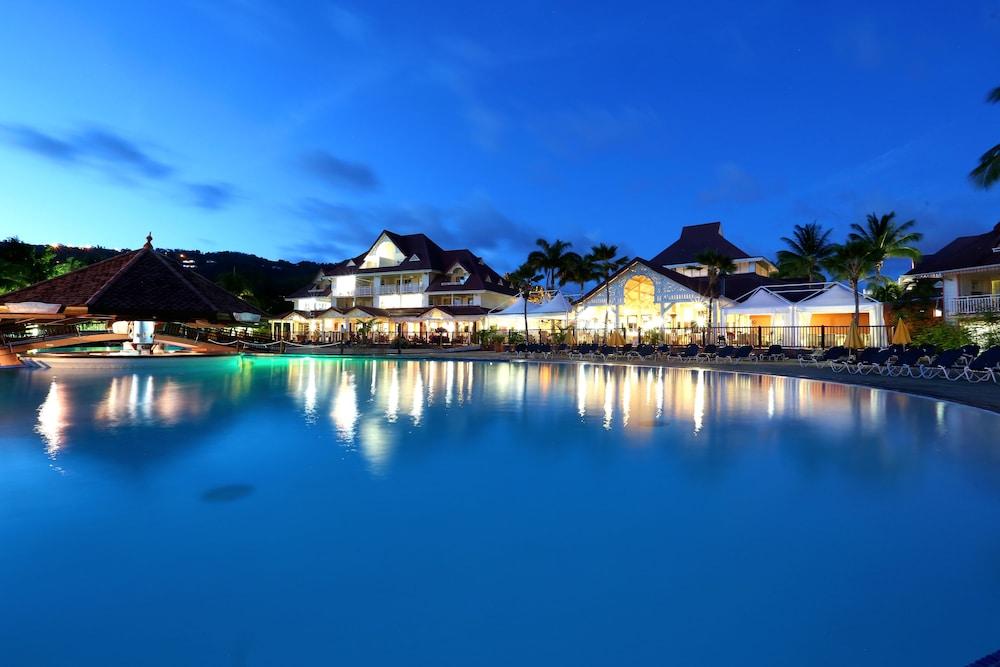 Residence Pierre & Vacances Premium Les Ilets Sainte-Luce Buitenkant foto